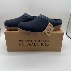 Harlingen slippers size 43